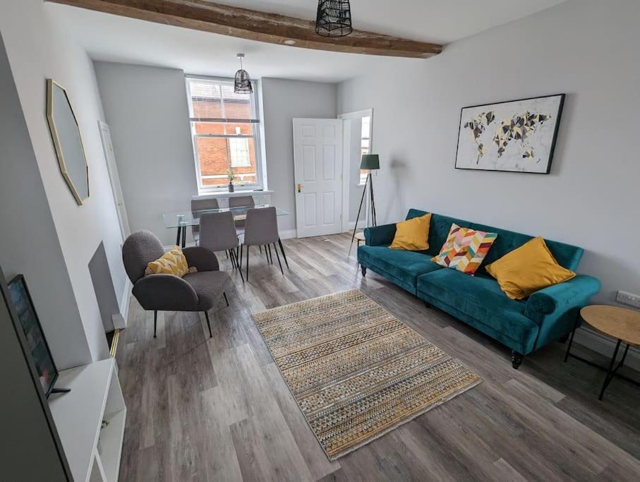 31 High Street - Modern & Stylish 2-Bed Apartment - Inc Parking Husbands Bosworth Exterior foto