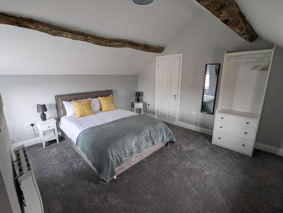 31 High Street - Modern & Stylish 2-Bed Apartment - Inc Parking Husbands Bosworth Exterior foto